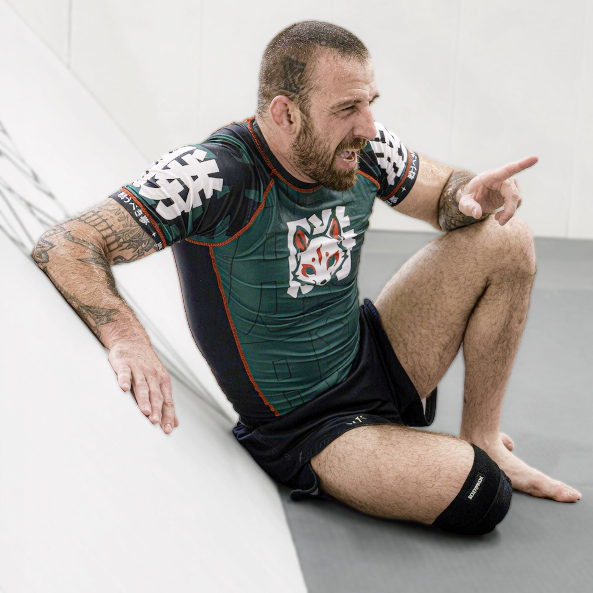 Emerald Kitsune - Short Sleeve Rash Guard
